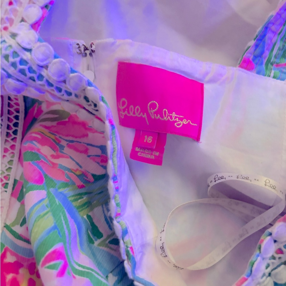 Lilly Pulitzer super cute dress